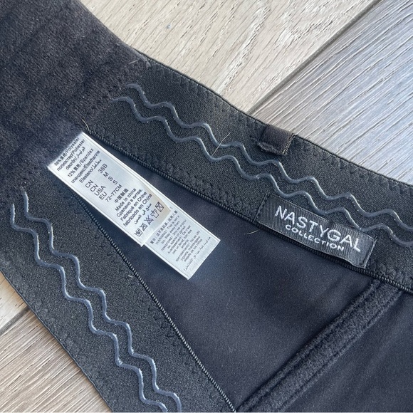 Nasty Gal Black Satin Bandeau - Picture 3 of 5